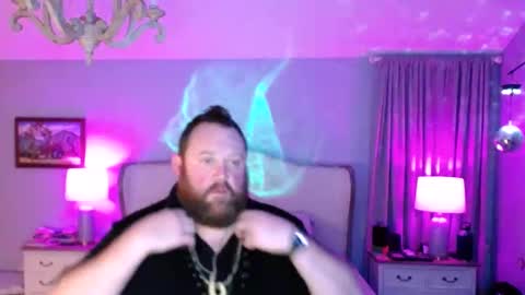 Bigboi1o11 online show from September 29, 8:57 am