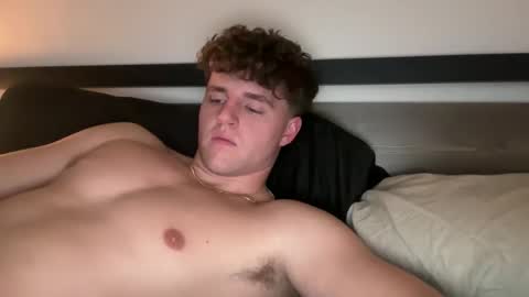 bigbootyburger1 online show from February 25, 10:11 pm