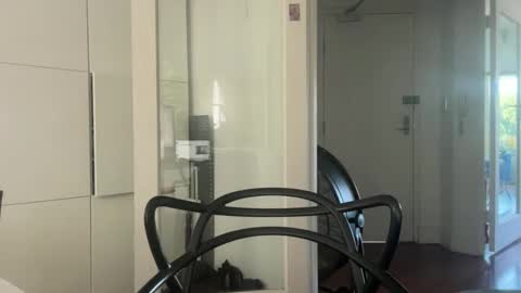 big bush online show from April 29, 11:11 pm