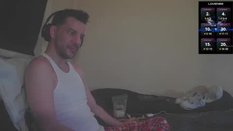 Jon - Im Straight online show from October 29, 9:01 am