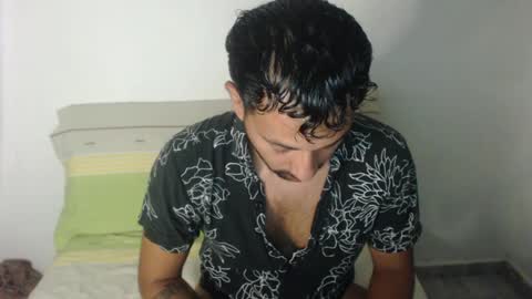 Snapshot of bigcock_hair chatting on January 28, 9:50 pm bigcock_hair online show from January 28, 9:50 pm