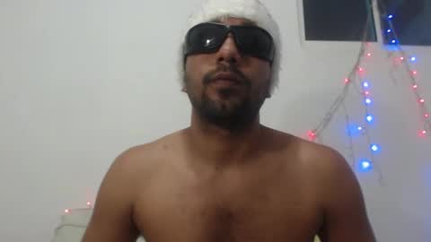 Snapshot of bigcock_hair chatting on December 14, 8:29 pm bigcock_hair online show from December 14, 8:29 pm