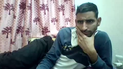 Snapshot of bigcockboy2580 chatting on January 1, 11:05 am akash online show from January 1, 11:05 am