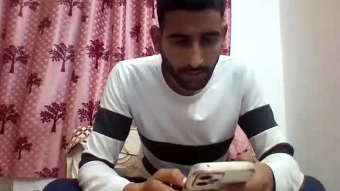Snapshot of bigcockboy2580 chatting on February 8, 6:55 pm akash online show from February 8, 6:55 pm