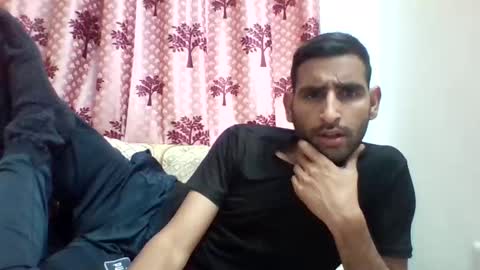 Snapshot of bigcockboy2580 chatting on December 6, 6:39 pm akash online show from December 6, 6:39 pm