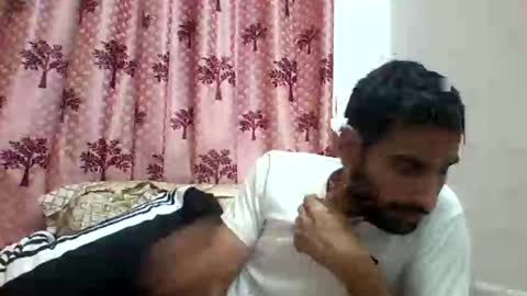 Snapshot of bigcockboy2580 chatting on March 9, 4:11 pm akash online show from March 9, 4:11 pm
