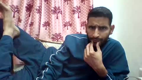 Snapshot of bigcockboy2580 chatting on January 6, 10:57 am akash online show from January 6, 10:57 am