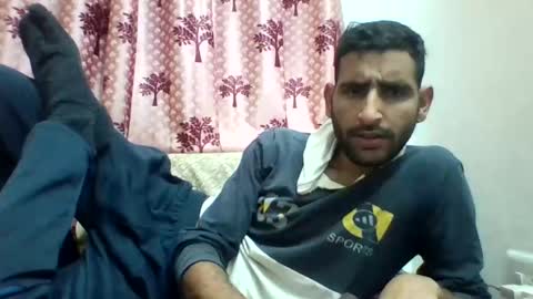 Snapshot of bigcockboy2580 chatting on January 2, 6:12 pm akash online show from January 2, 6:12 pm