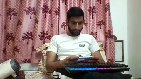 Snapshot of bigcockboy2580 chatting on March 10, 5:50 pm akash online show from March 10, 5:50 pm