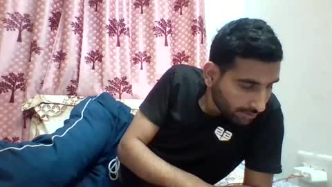 Snapshot of bigcockboy2580 chatting on February 24, 5:53 pm akash online show from February 24, 5:53 pm