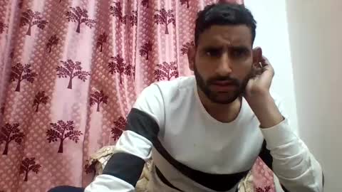 Snapshot of bigcockboy2580 chatting on February 7, 5:51 pm akash online show from February 7, 5:51 pm