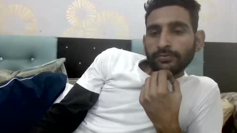 Snapshot of bigcockboy2580 chatting on December 17, 5:26 pm akash online show from December 17, 5:26 pm