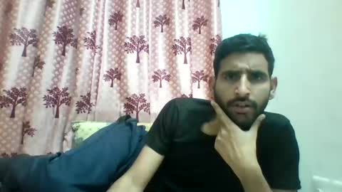 Snapshot of bigcockboy2580 chatting on March 6, 5:00 pm akash online show from March 6, 5:00 pm