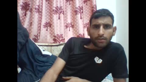 Snapshot of bigcockboy2580 chatting on December 7, 6:59 pm akash online show from December 7, 6:59 pm