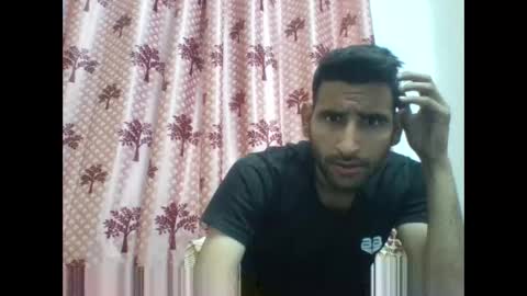 Snapshot of bigcockboy2580 chatting on January 19, 8:39 am akash online show from January 19, 8:39 am