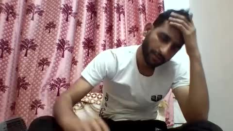 Snapshot of bigcockboy2580 chatting on January 28, 6:49 pm akash online show from January 28, 6:49 pm