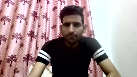 Snapshot of bigcockboy2580 chatting on October 28, 9:23 am akash online show from October 28, 9:23 am