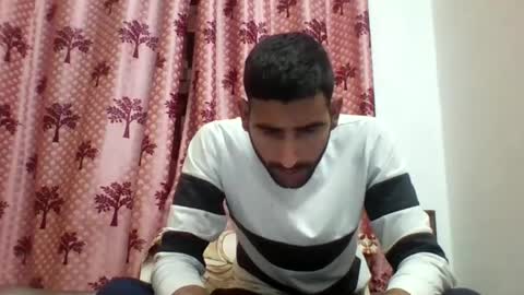 Snapshot of bigcockboy2580 chatting on February 9, 8:22 am akash online show from February 9, 8:22 am