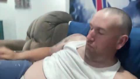 bigcocksuckingslut online show from May 11, 12:45 am
