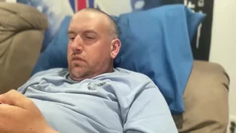 bigcocksuckingslut online show from May 12, 1:03 am