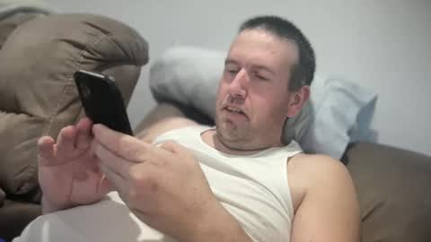 Snapshot of bigcocksuckingslut chatting on January 21, 9:25 pm bigcocksuckingslut online show from January 21, 9:25 pm