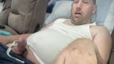 Snapshot of bigcocksuckingslut chatting on February 8, 6:55 pm bigcocksuckingslut online show from February 8, 6:55 pm