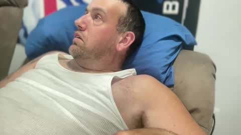 Snapshot of bigcocksuckingslut chatting on October 14, 1:45 am bigcocksuckingslut online show from October 14, 1:45 am