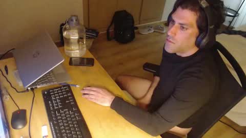 Snapshot of bigcok35spain chatting on March 5, 11:49 pm bigcok35spain online show from March 5, 11:49 pm