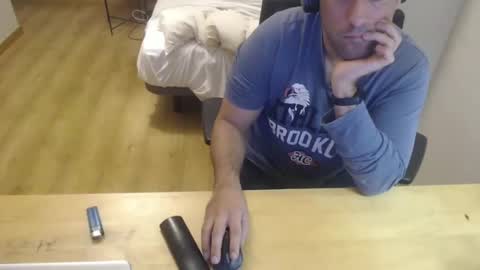 Snapshot of bigcok35spain chatting on December 2, 11:05 pm bigcok35spain online show from December 2, 11:05 pm