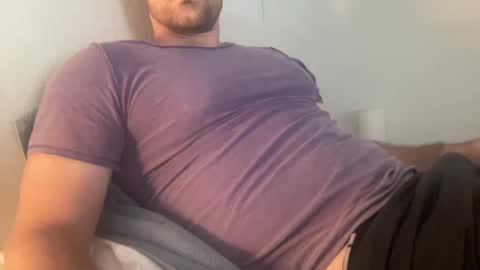 Snapshot of bigcollegecock69690 chatting on October 1, 4:00 pm bigcollegecock69690 online show from October 1, 4:00 pm