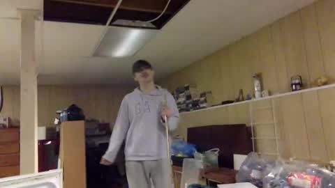 DarkL0r3000 online show from February 28, 5:06 am