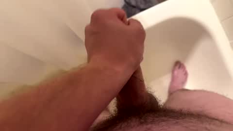 Snapshot of bigdick425283 chatting on October 13, 12:05 am bigdick425283 online show from October 13, 12:05 am