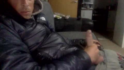 bigdickdangles472924 online show from May 18, 9:52 pm