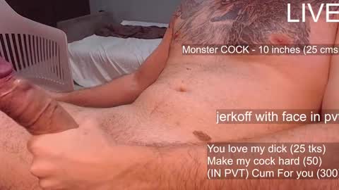 Snapshot of bigdickpfl chatting on February 6, 10:43 pm Call me Damon - online show from February 6, 10:43 pm