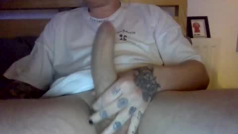 bigdickwillywonka11 online show from November 16, 11:40 pm