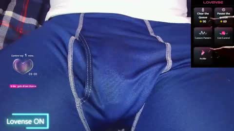 Snapshot of bigdikfreak chatting on October 13, 8:20 am BigDickFreak online show from October 13, 8:20 am