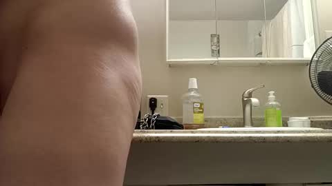 bigdog9thick online show from November 3, 6:39 am