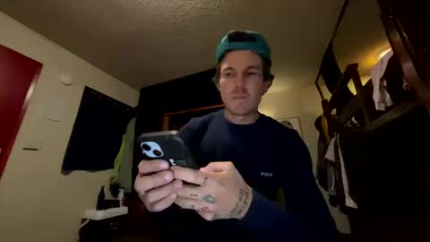 Your Sisters ex online show from October 15, 12:51 am