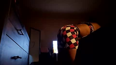 bigg_steppa87 online show from November 12, 10:10 am