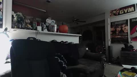 biggerisbetter21 online show from October 28, 11:23 am