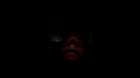 Snapshot of biggestdickyet chatting on September 21, 4:23 am biggestdickyet online show from September 21, 4:23 am