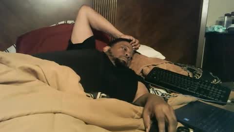 Snapshot of biggyscorpio chatting on February 18, 7:32 am biggyscorpio online show from February 18, 7:32 am
