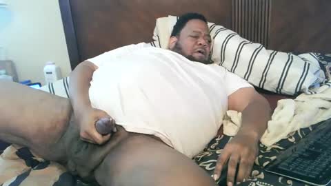 Snapshot of biggyscorpio chatting on September 9, 4:17 pm biggyscorpio online show from September 9, 4:17 pm