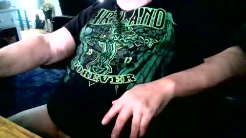 Snapshot of bighorneytony chatting on February 6, 4:36 pm bighorneytony online show from February 6, 4:36 pm