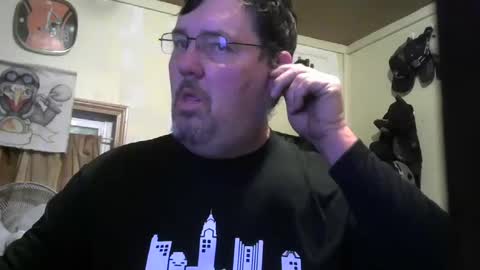 Snapshot of bigjohn41000 chatting on October 11, 9:46 am bigjohn41000 online show from October 11, 9:46 am