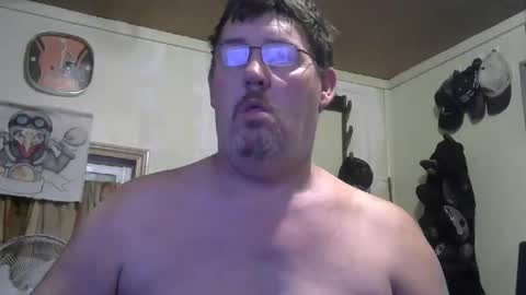 Snapshot of bigjohn41000 chatting on October 8, 9:46 am bigjohn41000 online show from October 8, 9:46 am