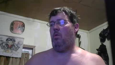 Snapshot of bigjohn41000 chatting on October 4, 9:47 am bigjohn41000 online show from October 4, 9:47 am