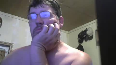 Snapshot of bigjohn41000 chatting on September 26, 9:07 am bigjohn41000 online show from September 26, 9:07 am