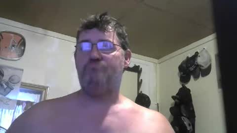 Snapshot of bigjohn41000 chatting on October 1, 10:25 pm bigjohn41000 online show from October 1, 10:25 pm