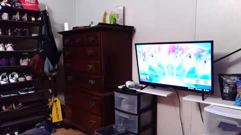 biglongt online show from November 11, 12:37 am